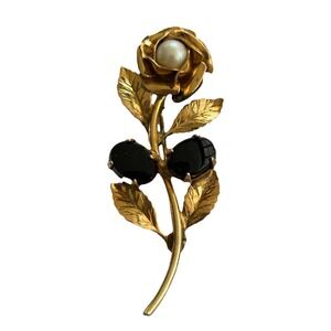 Vintage Monique 12 KT Gold Filled‎ Brooch With Genuine Stones In Original Case